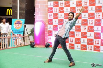 Kerintha Movie Team at Manjeera Mall Kukatpally